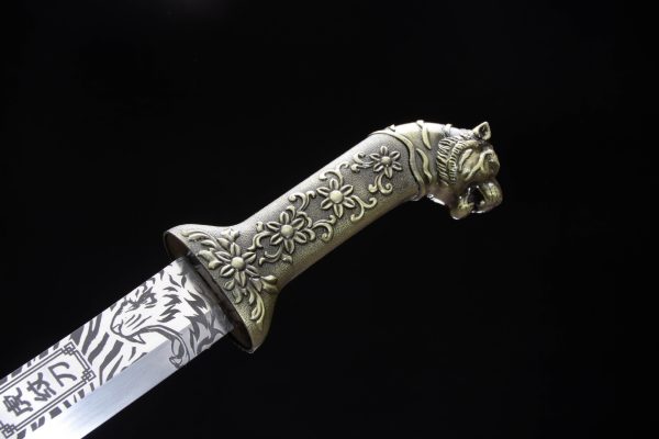 Longquan swords, hand-forged Mongolian scimitars, tiger striped knives - Image 3