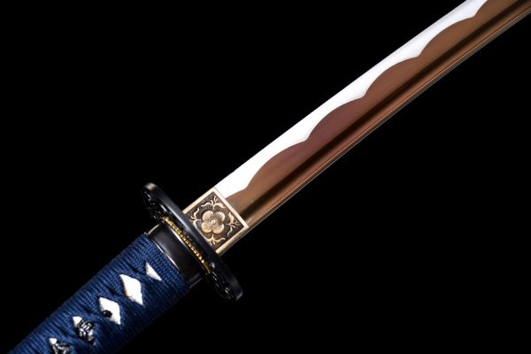 Hand forged 1045 steel baked gold integrated Katana - Image 9