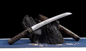 "ink dragon wakizashi" 12 inch carbon steel dragon short sword (non sharpened)