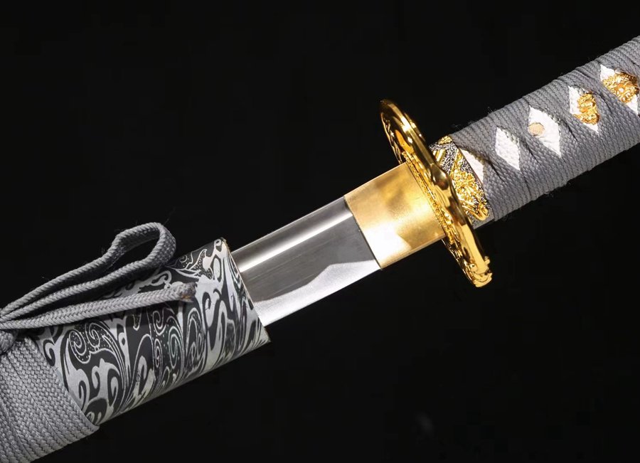 "dragon wyrm" patterned katana (non sharpened)