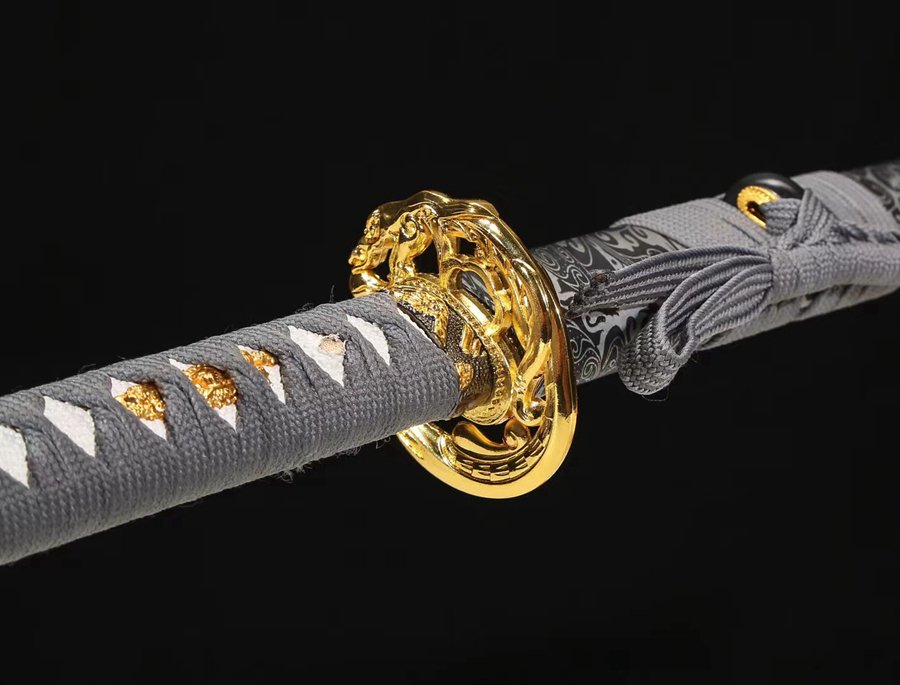 "dragon wyrm" patterned katana (non sharpened)