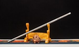 "dragon staff" ancient chinese weapon (non sharpened)
