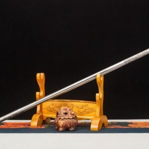 "dragon staff" ancient chinese weapon (non sharpened)