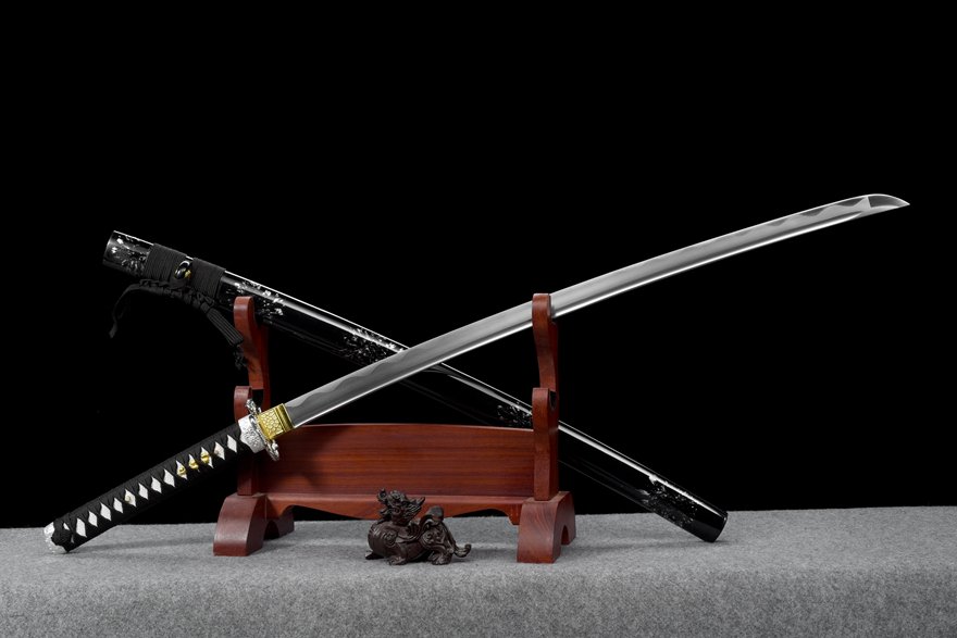 "silver dragon warrior" katana (non sharpened)