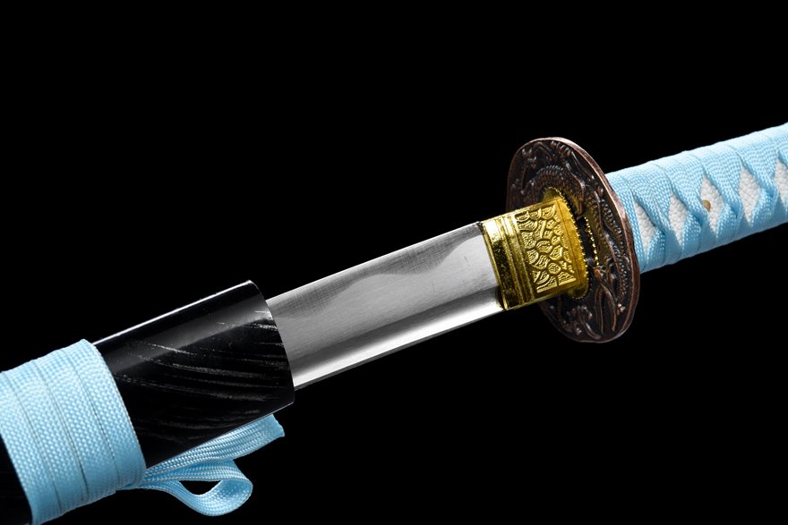 "blue dragon warrior" katana (non sharpened)
