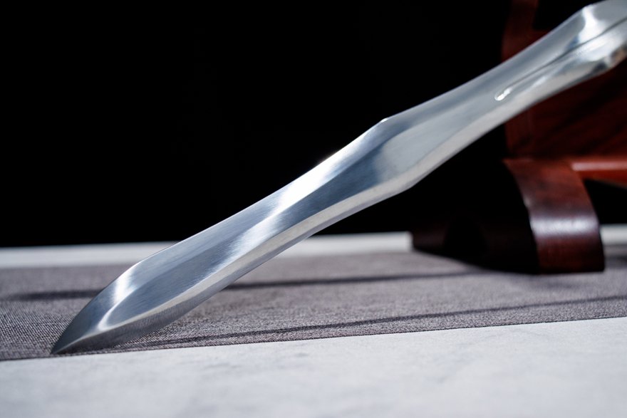 "world slayer han sword" (non sharpened)