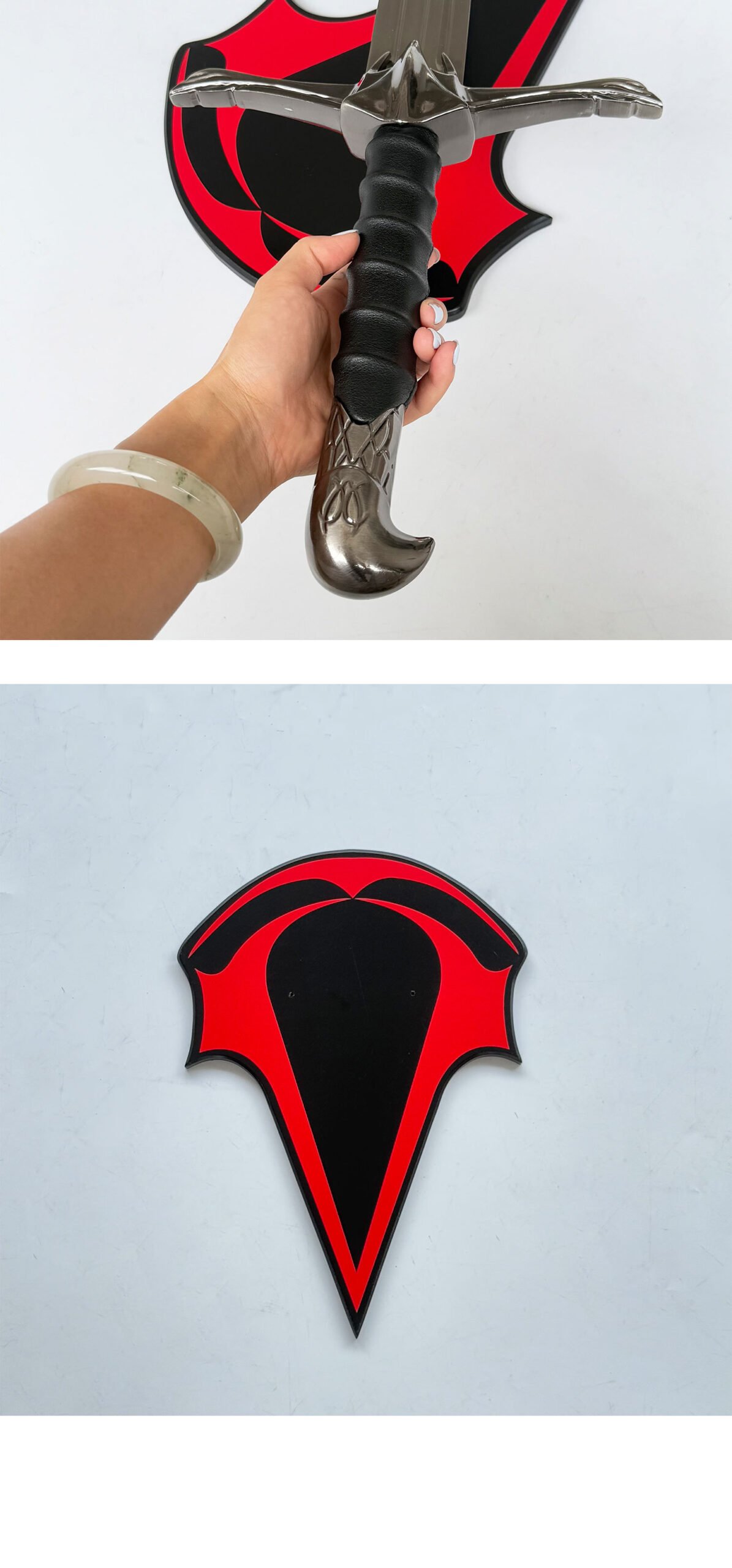 Assassin's Creed Altair's Sword, 1:1 Full Size Metal Replica, Eagle Wing Guard, Unsharpened Collectible Game Sword assassin's creed altair's sword, 1:1 full size metal replica, eagle wing guard, unsharpened collectible game sword