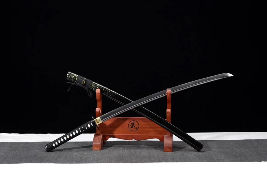 "green vine sky" t10 clay tempered katana (non sharpened)