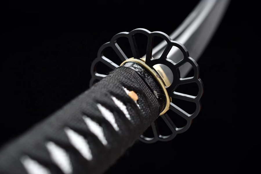 "green vine sky" t10 clay tempered katana (non sharpened)