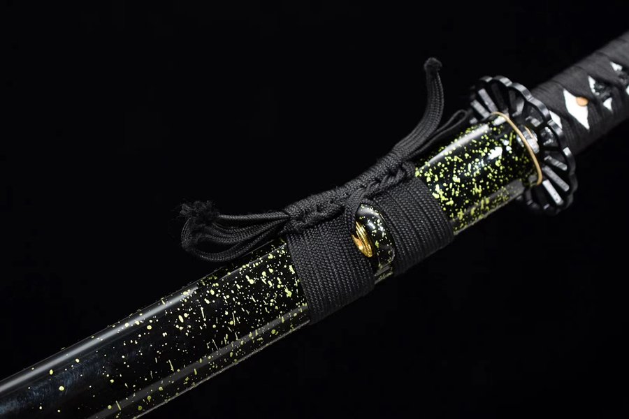 "green vine sky" t10 clay tempered katana (non sharpened)