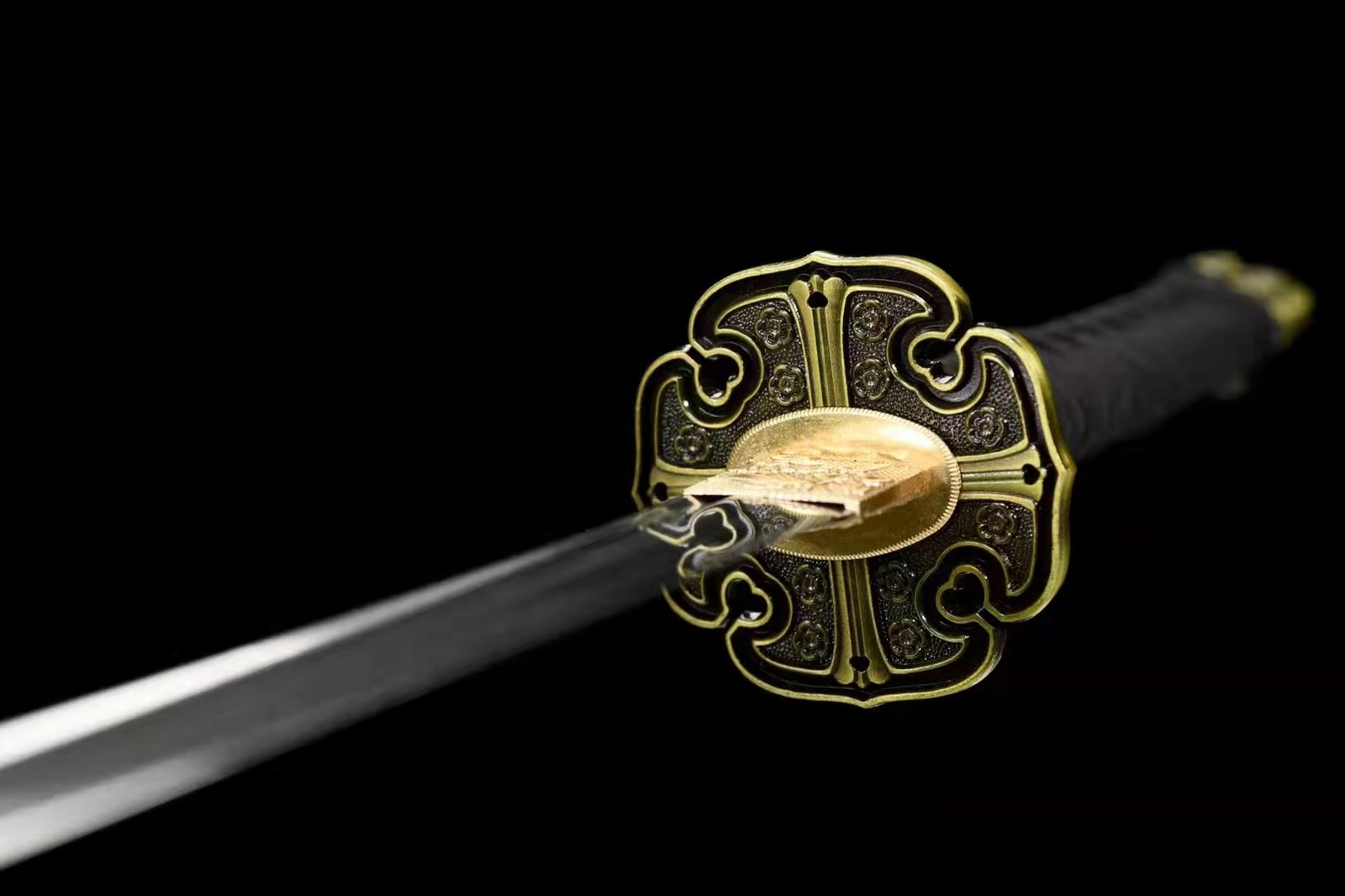 "murasame maru" vintage sakura tachi sword (non sharpened)