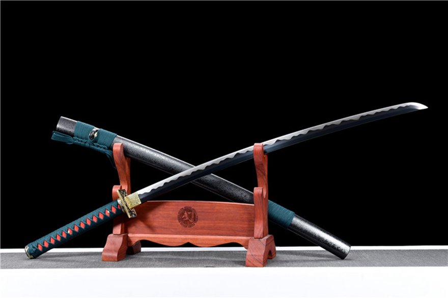 "heavenly fang" t10 clay tempered katana (non sharpened)