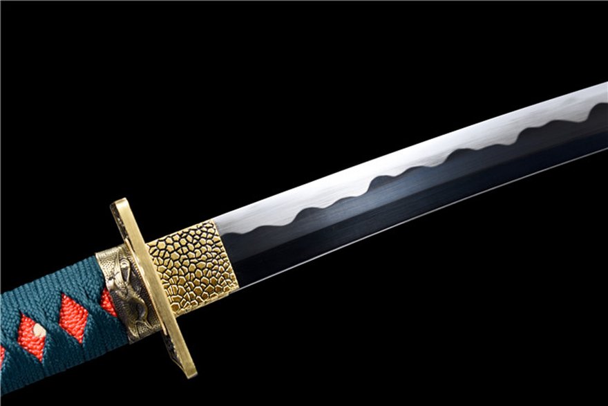 "heavenly fang" t10 clay tempered katana (non sharpened)